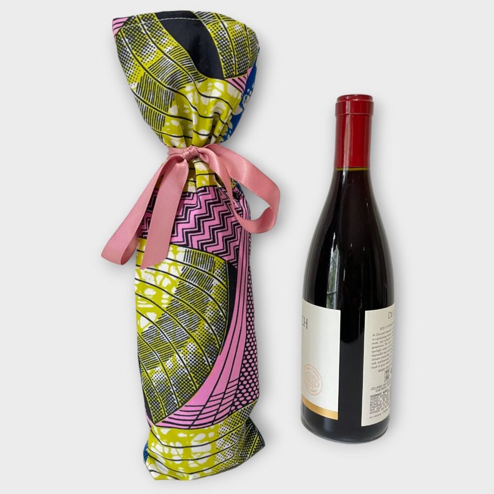 Ankara Bottle gift bag made from dutch wax fabric, wine bag